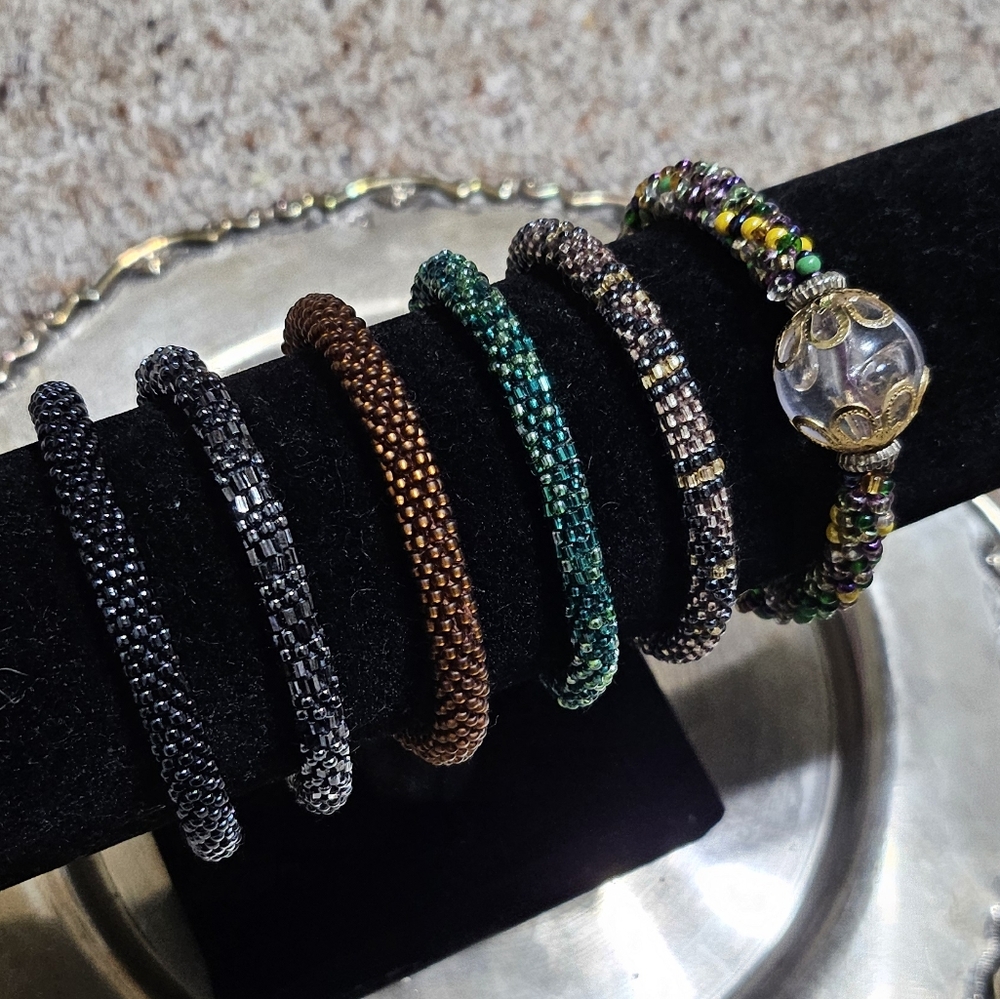 Seedbeads Handmade Roll-on Bracelet